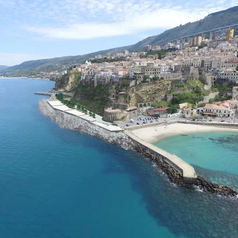 Pizzo, la Giunta presenta ai cittadini il progetto del lungomare