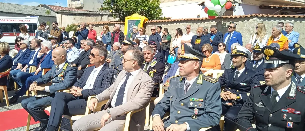 Vibo Marina: una piazza intitolata all’appuntato della Guardia di Finanza Antonino De Vita - Video