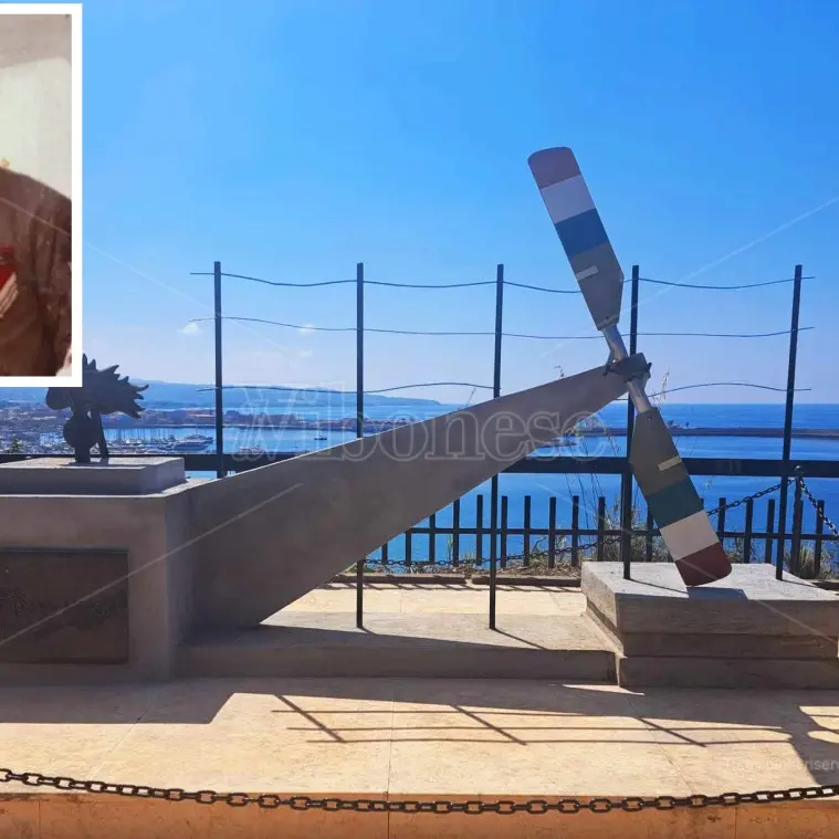 Vibo, ripristinato il monumento dedicato al brigadiere Miscia. La figlia: «È stato un eroe»