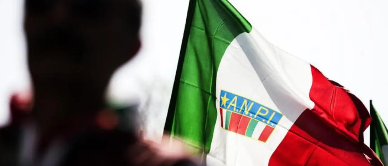 L’Anpi di Vibo alla manifestazione nazionale in difesa della Costituzione: «Tutti i candidati si dichiarino antifascisti»