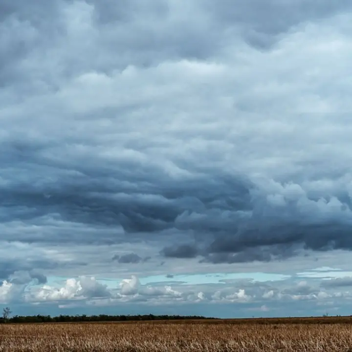 Meteo Vibonese, fresco e qualche temporale ma domani torna il bel tempo. Temperature sotto la media stagionale
