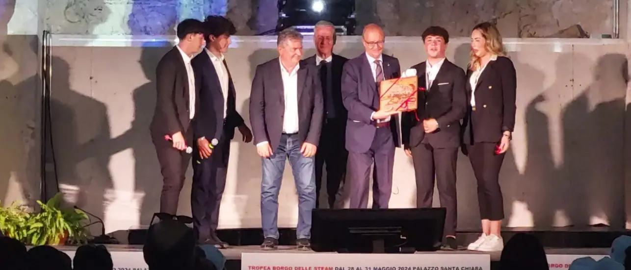 Il ministro Valditara a Tropea: «Credo nella Calabria e nei calabresi, potete fare la differenza per il Paese» -Video