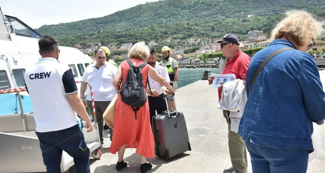 Collegamenti Vibo Marina-Eolie, la Fit Cisl incalza la Regione: «La Sicilia sostiene il servizio, ora la Calabria faccia la sua parte»\n