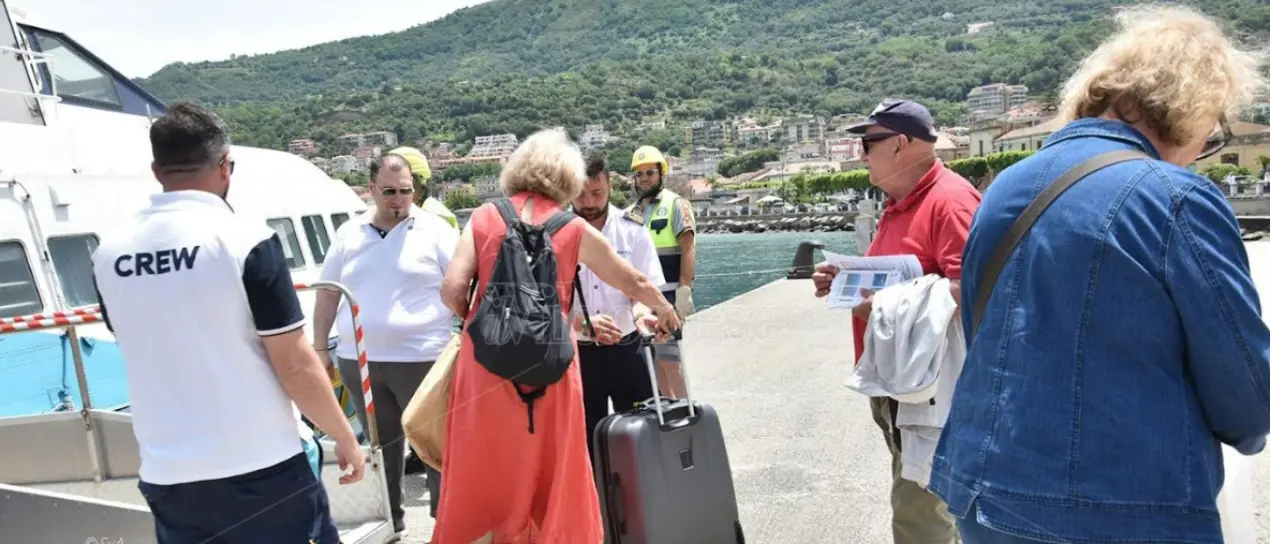 Collegamenti Vibo Marina-Eolie, la Fit Cisl incalza la Regione: «La Sicilia sostiene il servizio, ora la Calabria faccia la sua parte»\n