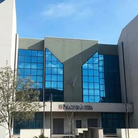 Truffa sui lavori del nuovo Tribunale: indagine della Finanza e sequestro per equivalente