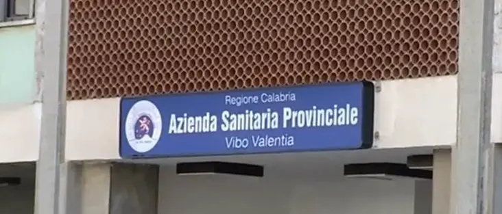 Azienda sanitaria, firmati i contratti decentrati. Esultano i sindacati