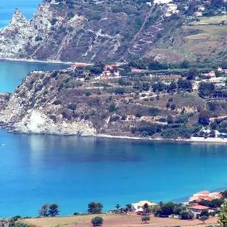 Finanziamenti a villaggio di Ricadi, stralcio per l’ex dirigente dell’anticorruzione della Regione