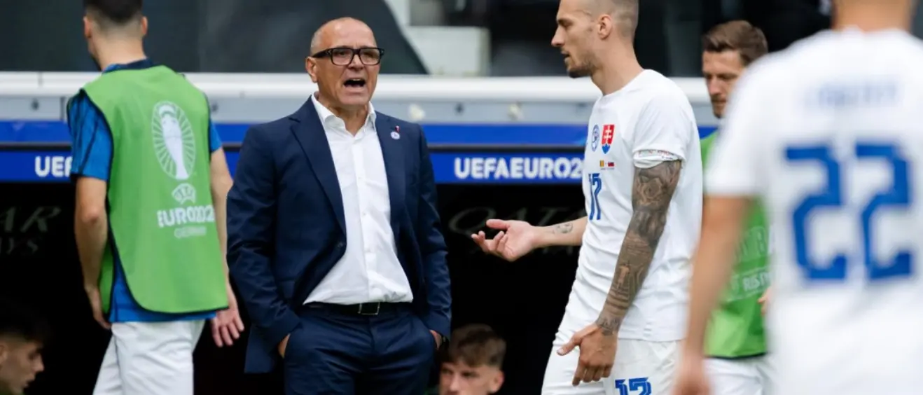 Esordio col botto per Calzona a Euro 2024, la Slovacchia del tecnico di Cessaniti batte 1-0 il Belgio