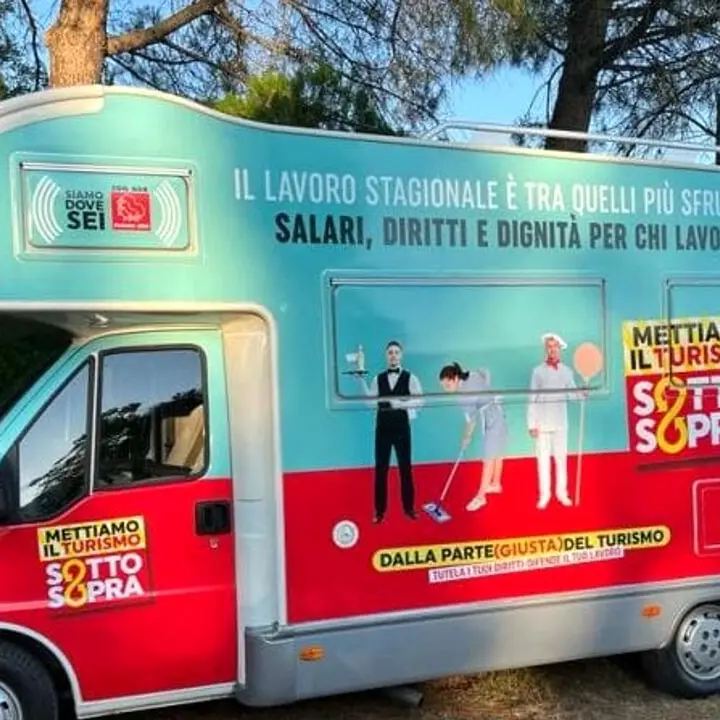\"Mettiamo il turismo sottosopra\", parte da Parghelia la campagna Cgil a favore dei lavoratori del settore