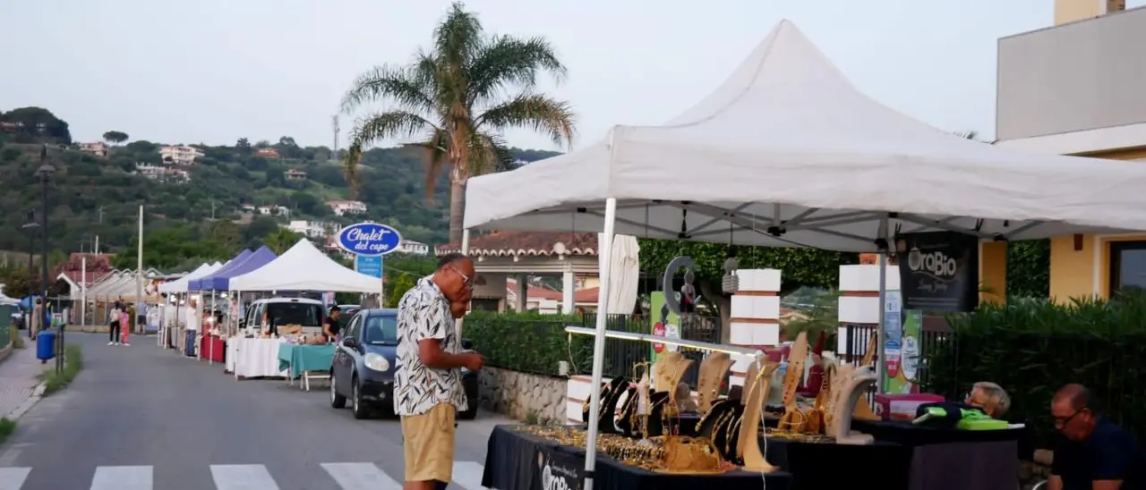 Dalla cipolla ai vasi di Gerocarne: a Capo Vaticano torna la storica Fiera artigianale