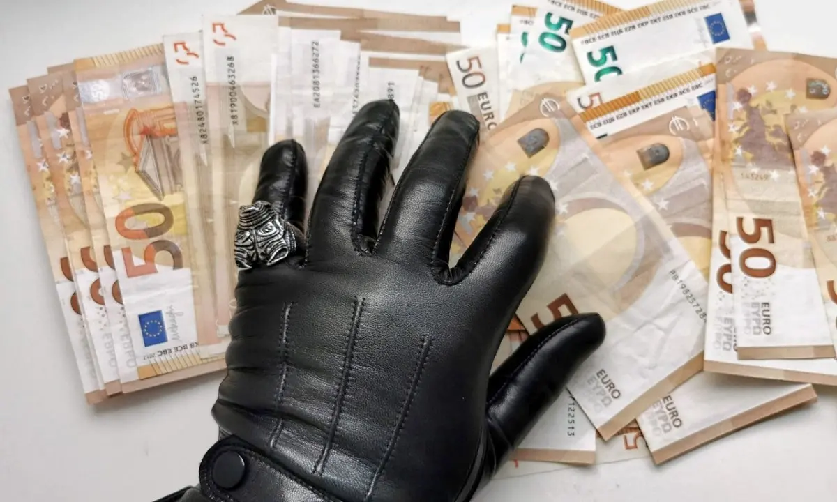 La tentata estorsione a Montalto Uffugo e l’alleanza tra i clan di Cosenza e Cassano all’Ionio\n