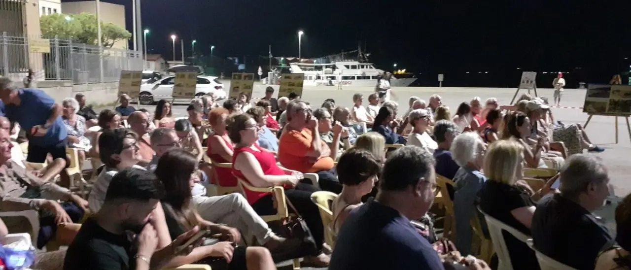 Ti Porto al cinema, grande successo a Vibo Marina per la prima serata della rassegna cinematografica estiva