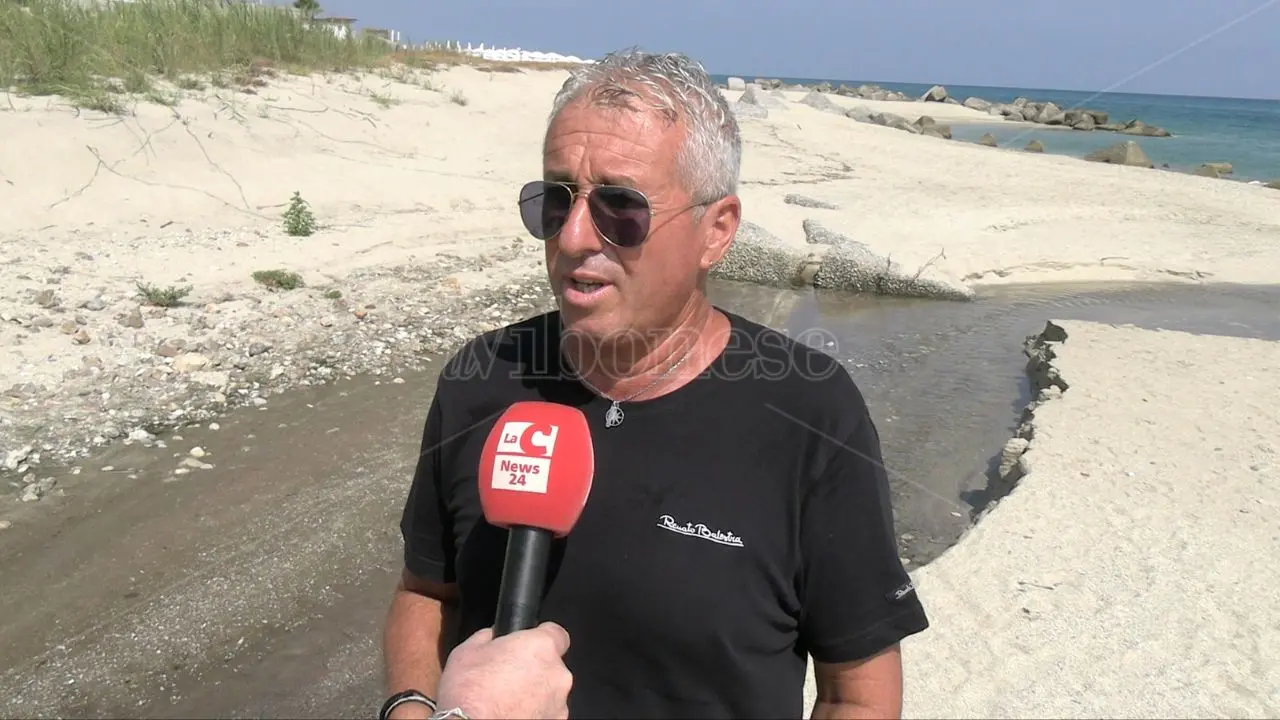 «La spiaggia di Bivona era un vanto, ora non c’è più nessuno» la denuncia di Patania (Confasila) - Video