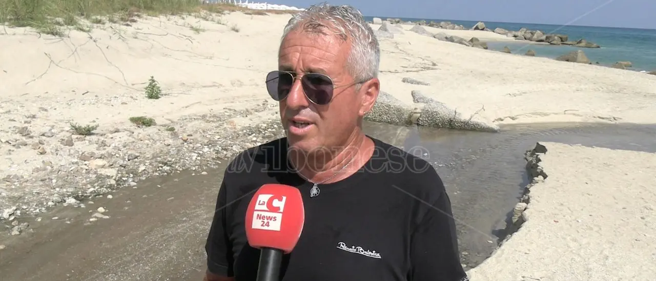 «La spiaggia di Bivona era un vanto, ora non c’è più nessuno» la denuncia di Patania (Confasila) - Video