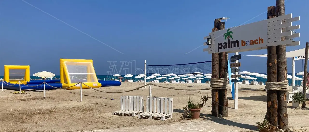 Bivona vive, la sfida di un giovane imprenditore che ha aperto un nuovo lido dove prima regnava il degrado: «È il mio posto del cuore» - VIDEO