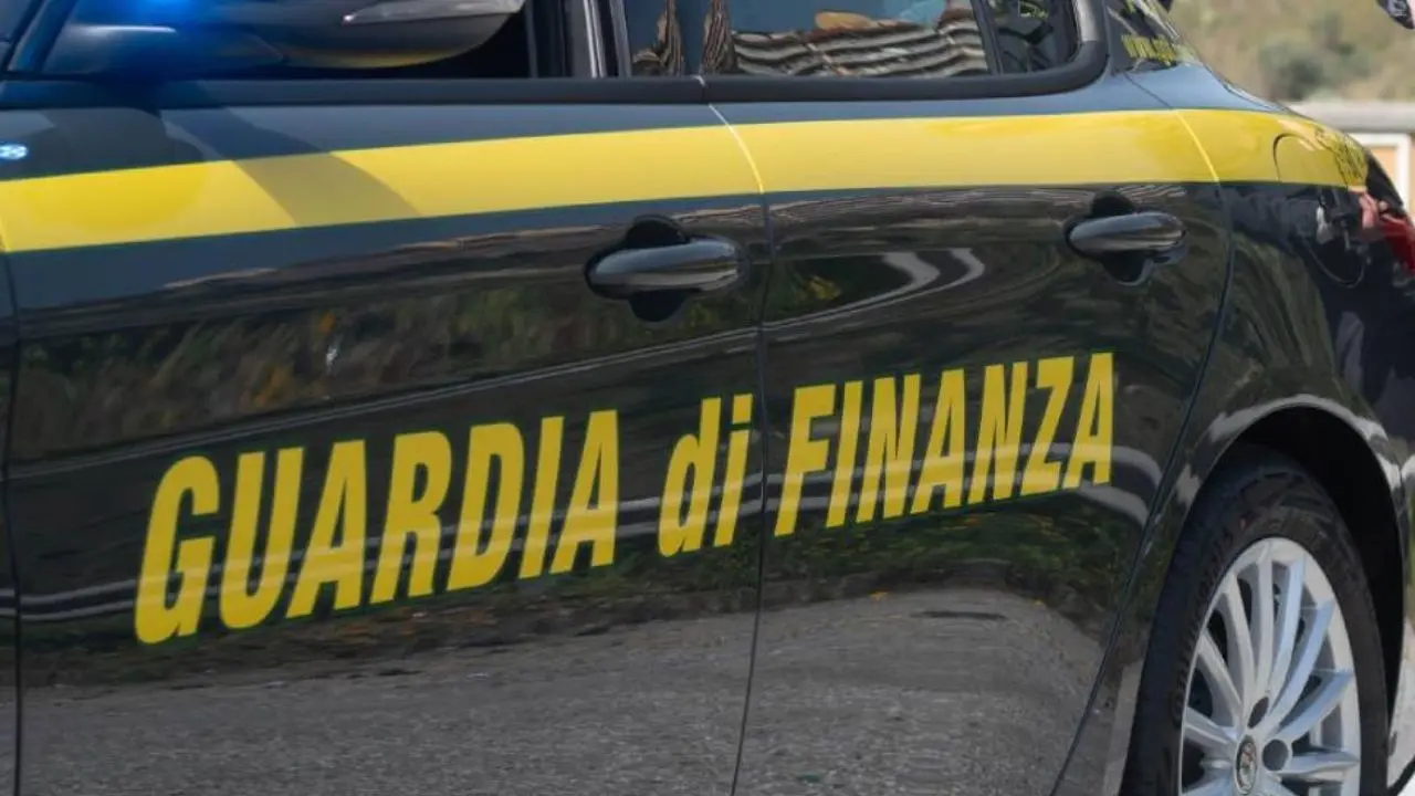 ‘Ndrangheta al Nord, 25 arresti (tra cui una suora) e sequestri per 1,8 milioni. Blitz anche in Calabria