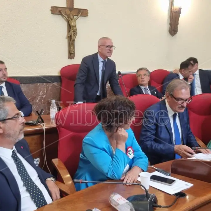 «Non hanno sparato per colpirmi»: il racconto del presidente del Consiglio comunale di Vibo Antonio Iannello\n