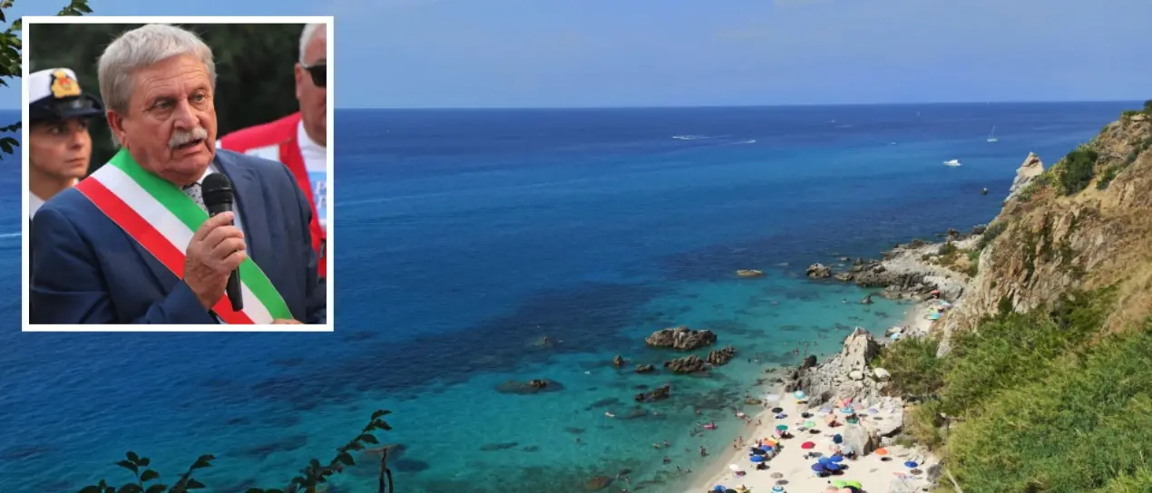 Parghelia, dalla maggioranza avviso di sfratto per il sindaco Landro: «Non siamo teste di legno e semplici procaccia voti»