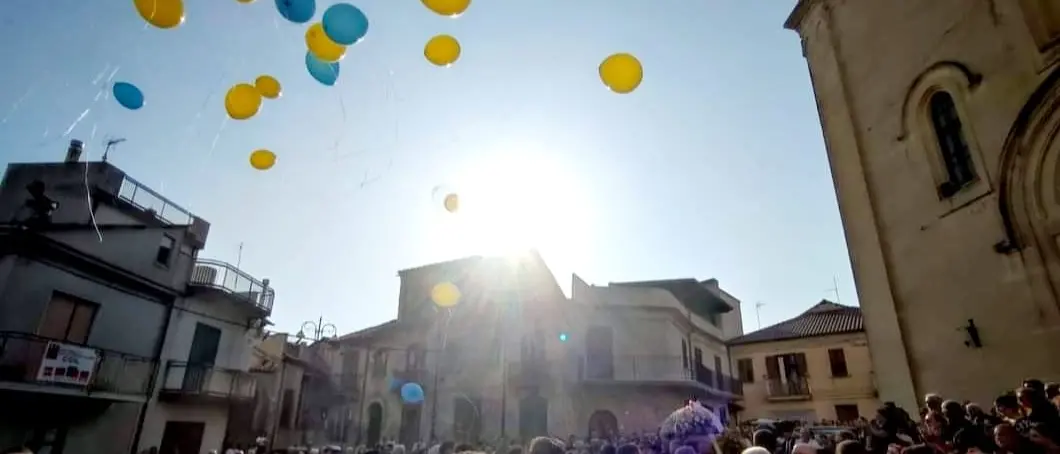San Costantino Calabro, pianto e commozione ai funerali di Elisa Grasso