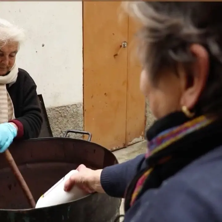 Le ultime saponificatrici di Dasà, un'antica e preziosa tradizione che rischia di scomparire - VIDEO