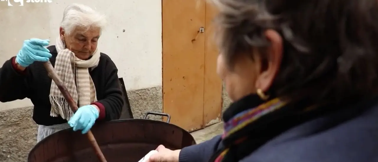 Le ultime saponificatrici di Dasà, un'antica e preziosa tradizione che rischia di scomparire - VIDEO