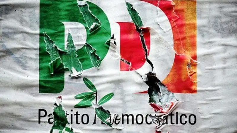 Pd, l’affondo di Tassone: «Censore e gli altri “dinosauri” si facciano da parte»