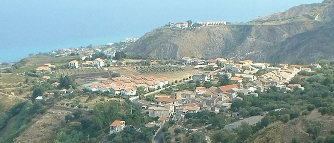 Drapia, boom del mercato immobiliare dopo l’inizio dei lavori della strada per Tropea: «Case andate a ruba»