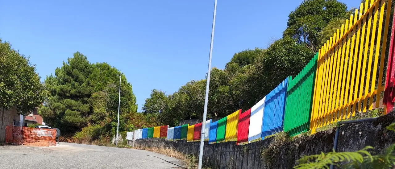 Ripristinata e ripitturata la recinzione dell'asilo comunale di Vibo Valentia