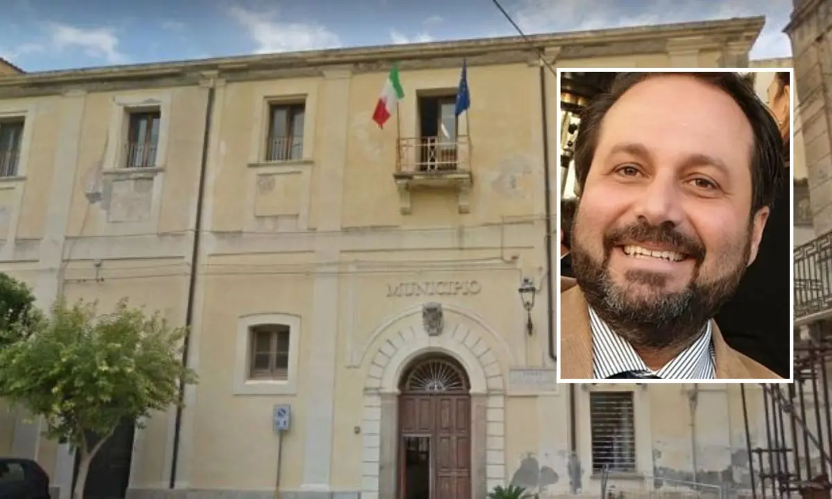 Emergenza blatte e topi a Tropea, l'ex consigliere Piserà: «Segnalazioni ignorate dal Comune, intervenga il prefetto»