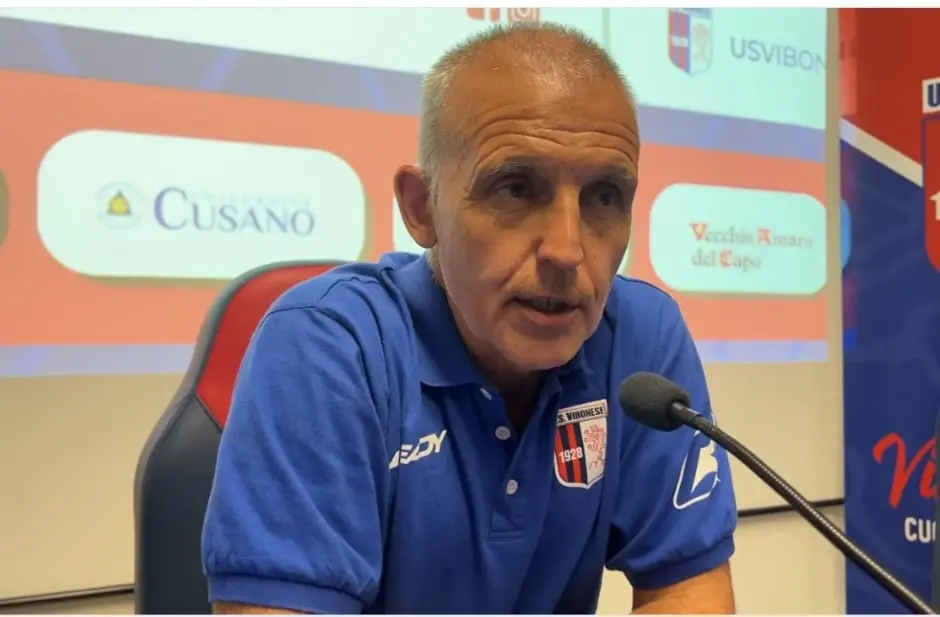 La Vibonese si prepara al campionato, mister Facciolo: «Gruppo attento e desideroso di stare in campo. Sono fiducioso»