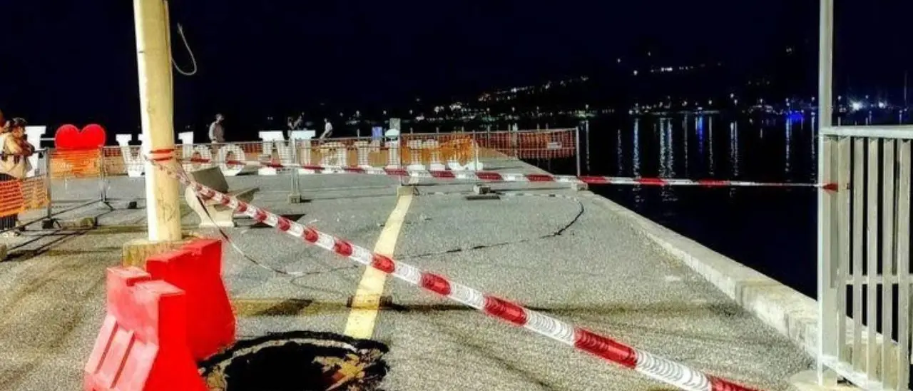 Vibo Marina, si apre una voragine sulla centrale banchina Fiume del porto