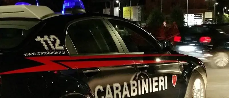 Percuote e violenta la compagna malata: un arresto nel Cosentino