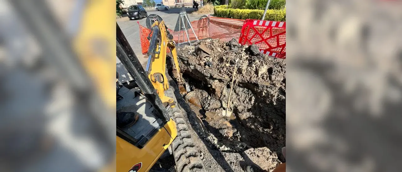 Crisi idrica, lavori in corso per riparare la condotta che porta l’acqua a Longobardi e Bivona