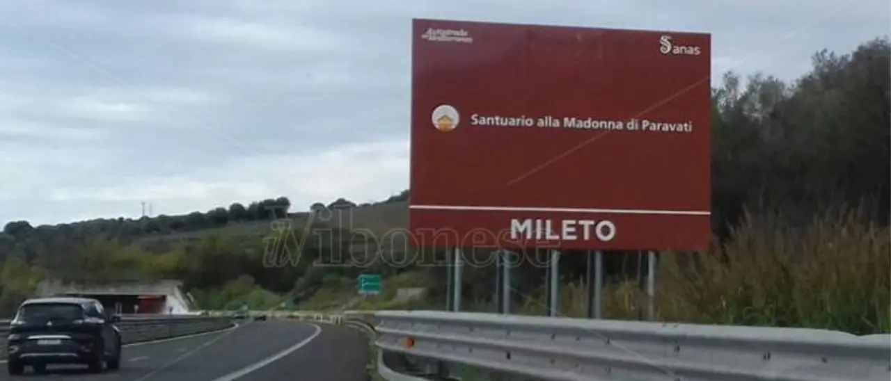 Il 23 agosto la chiesa di Natuzza elevata a Santuario ma un cartello Anas già da 6 anni dice che a Mileto non c’è altro