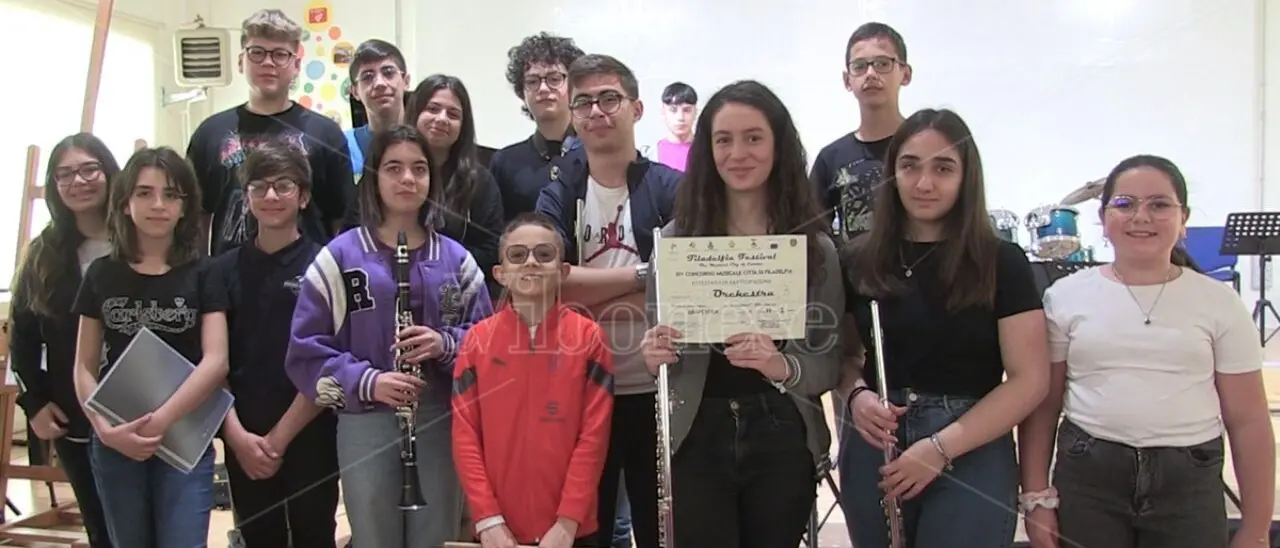 Vibo Marina, l'Istituto Vespucci si apre al territorio e offre uno spettacolo estivo con l'orchestra giovanile della scuola