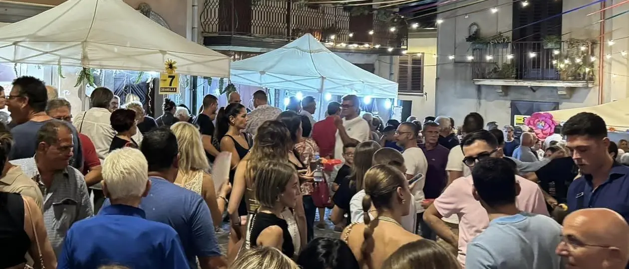 Soriano accende l’estate con il Festival arte, sapori e musica. Il sindaco De Nardo: «Questo paese dimostra inclusione e collaborazione»