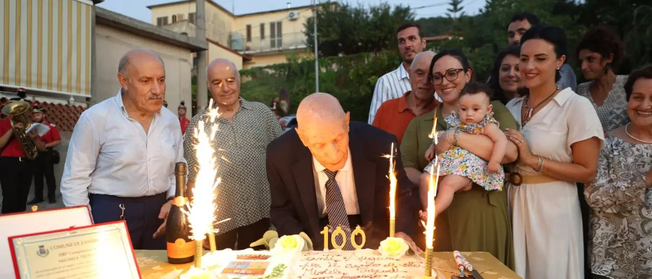 Zambrone: Daffinà festeggia i 100 anni di Michele Tripodi, figura storica della politica locale