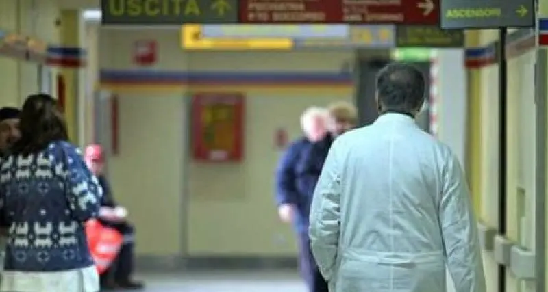«Costretta a firmare le dimissioni in Calabria per salvarsi fuori regione: la storia di mia madre non è degna di un Paese civile»\n