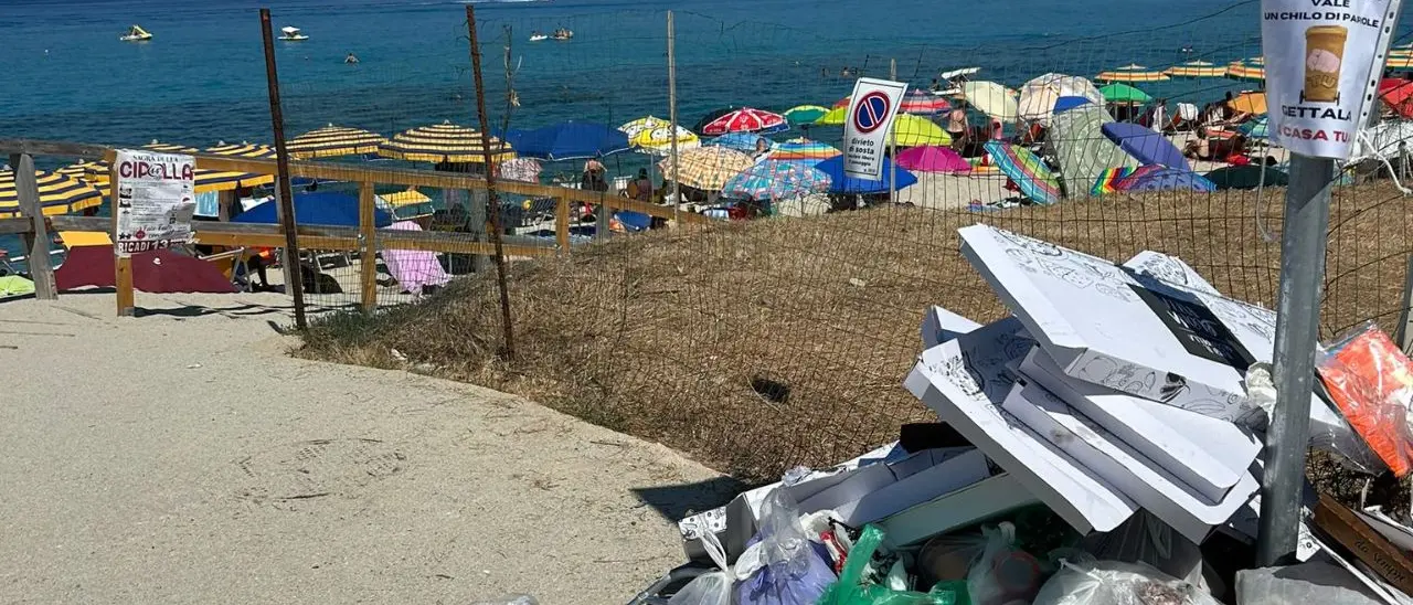 Tassa sui rifiuti alle stelle a Ricadi, l'opposizione non ci sta: «Aumento ingiustificato e servizi inadeguati»