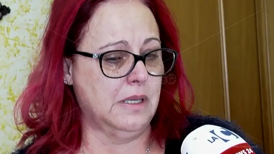 Un anno senza Francesco Vangeli, il ricordo e il dolore di mamma Elsa - Video