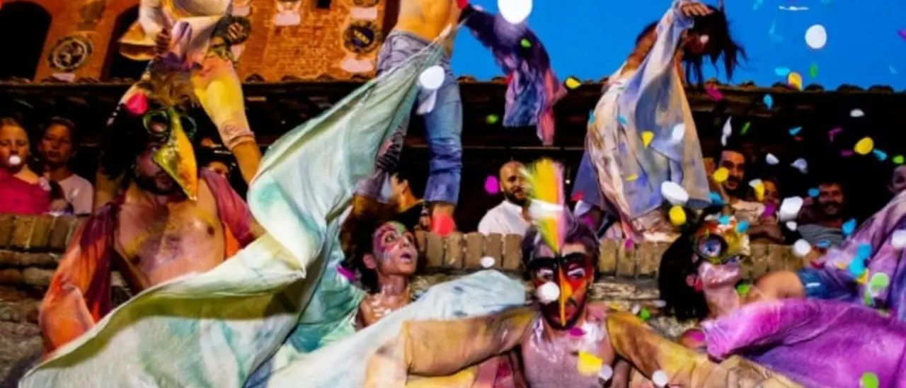 Brattirò torna ad animarsi con gli artisti di strada: torna l'appuntamento con \"Bratiria 'nta chiazza\"