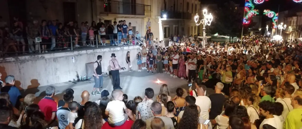 Successo per la Notte bianca di Sant'Onofrio: in tanti all'evento che ha tenuto il paese sveglio fino all'alba