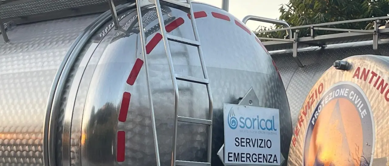 La Costa degli Dei ha sete: Sorical costretta a ridurre la fornitura d'acqua chiede ai sindaci turnazioni nella distribuzione idrica