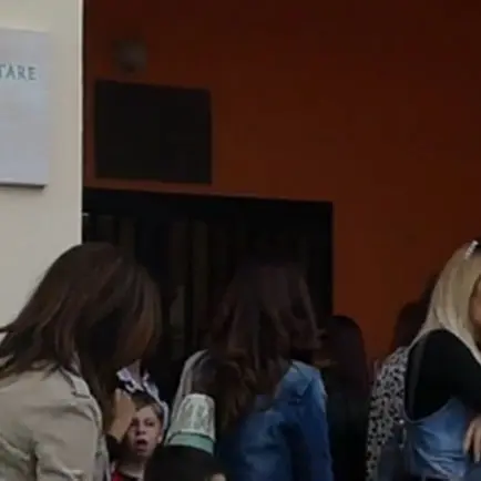 Carenza di bidelli, la dirigente scolastica: «Situazione segnalata da giugno»