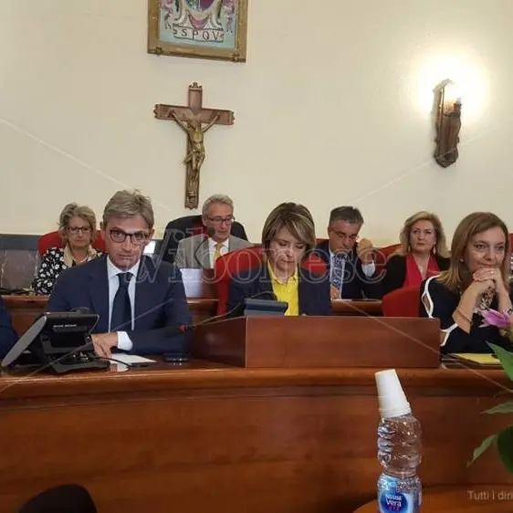 Sanità, il sindaco Limardo contro Presa Diretta: «Ci ribelliamo a quei servizi»