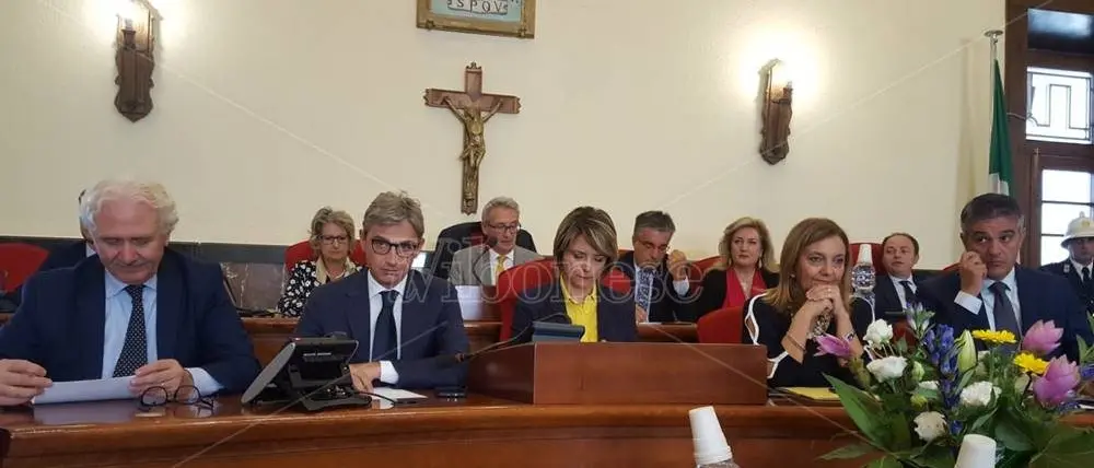 Sanità, il sindaco Limardo contro Presa Diretta: «Ci ribelliamo a quei servizi»