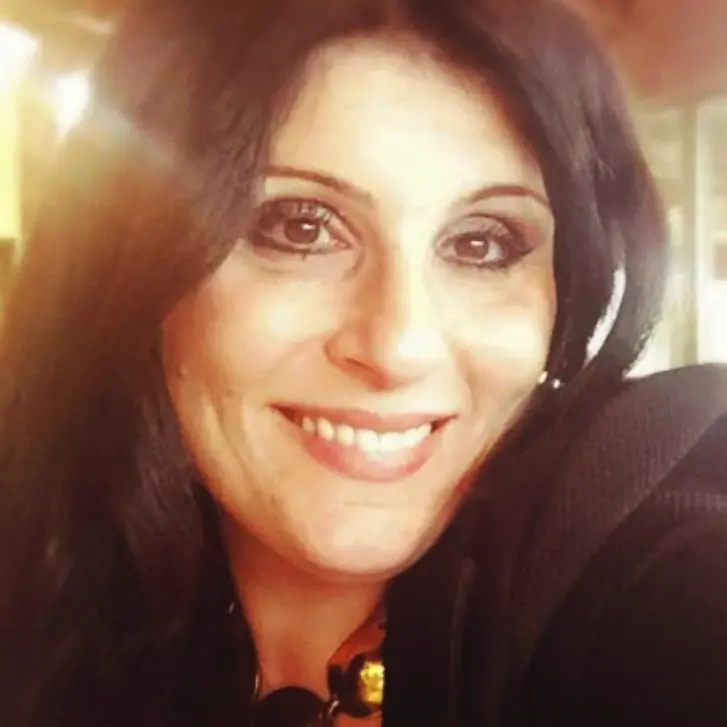Quasi uccisa dall’ex e bruciata viva, a Vibo Marina Maria Antonietta Rositani presenta “Io non muoio”