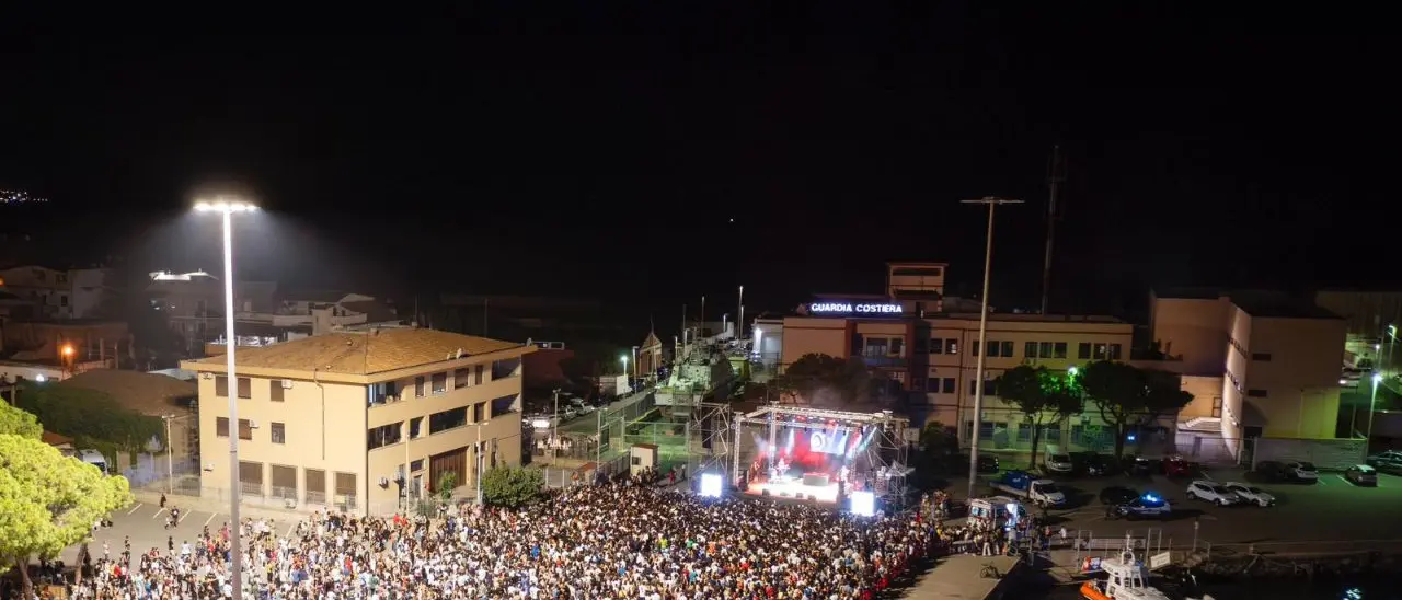 Un agosto sotto le stelle: il Comune di Vibo presenta il cartellone degli eventi tra concerti, perfomance artistiche e iniziative culturali