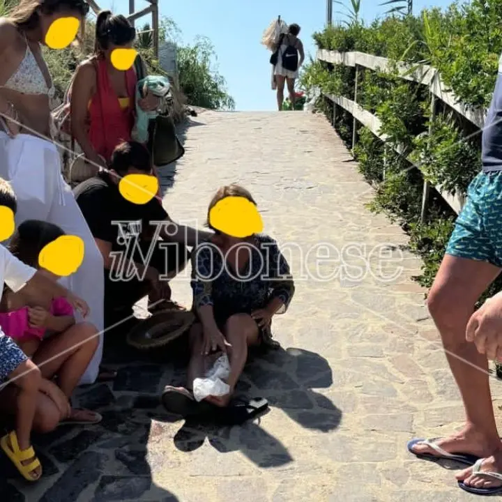 Capo Vaticano, ennesima caduta sulla rampa di accesso a Grotticelle: l'opposizione pronta a presentare un esposto