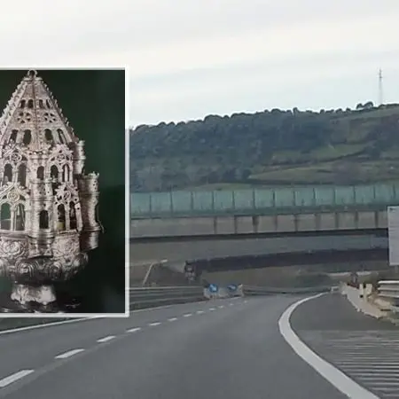 Il turibolo di Mileto sul mega cartellone dello svincolo autostradale